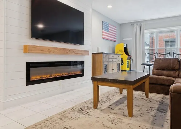 Heart Of Southie - Hot Tub + Walk To Top Bars